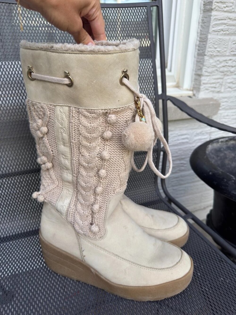 Y2K Juicy Couture Cream Cable Knit Pom Pom Wedge Winter Boots Womenâs 11